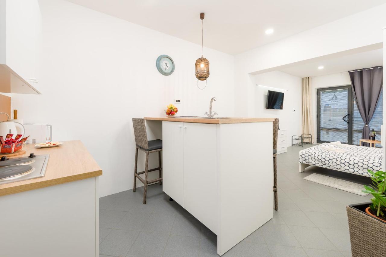 Studio Apartment Sesula 스플리트 외부 사진